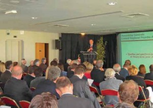 Une salle très attentive lors du long exposé de Christian de Boissieu.