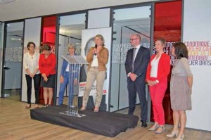 (de haut en bas) Stéphanie Olié et Frédérique Baledent-Patte, respectivement directrice du centre d’affaires d’Amiens et du centre d’affaires régional AILS, et leur équipe.