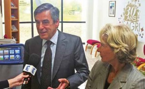 En pleine campagne électorale, François Fillon, accompagné de Caroline Cayeux, sénateur-maire de Beauvais, est venu comprendre la réussite d’Isagri. 