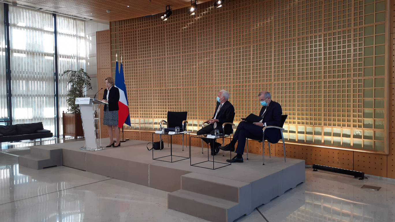 De gauche à droite : Jeanne-Marie Prost, Alain Griset, François Villeroy de Galhau. (c) Anne Daubrée