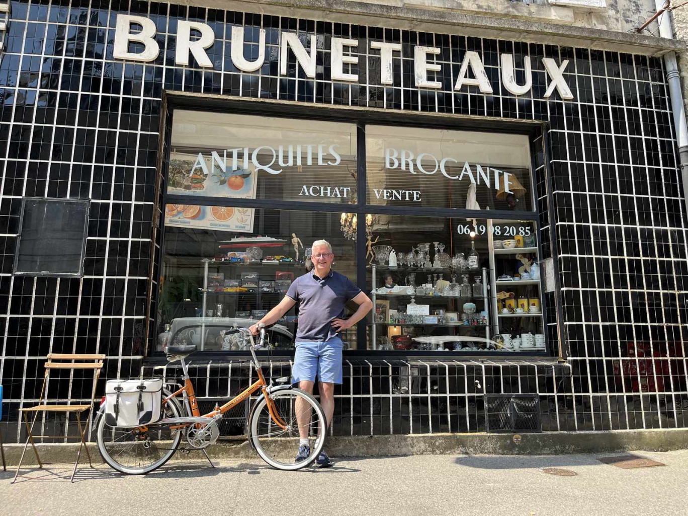 Stéphane Herbet a installé sa boutique d'antiquités brocante dans les anciens locaux de l'imprimerie Bruneteaux à Laon.