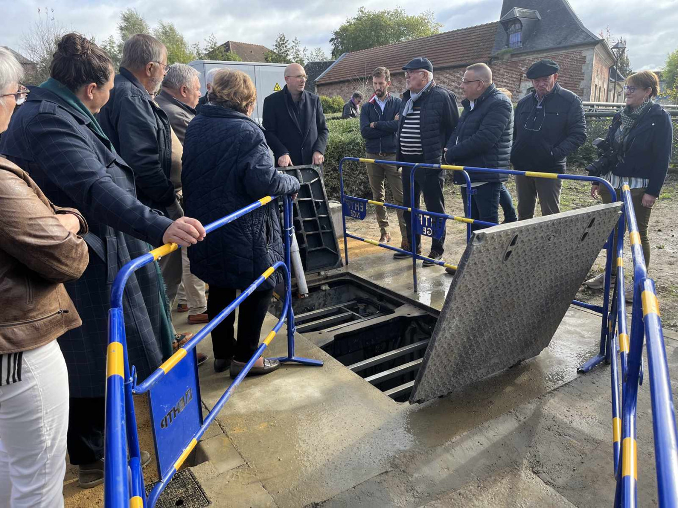 Les élus ont inauguré le poste de crue de La Fère.